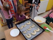 Pečeme ve školce - od zrníčka po rohlík